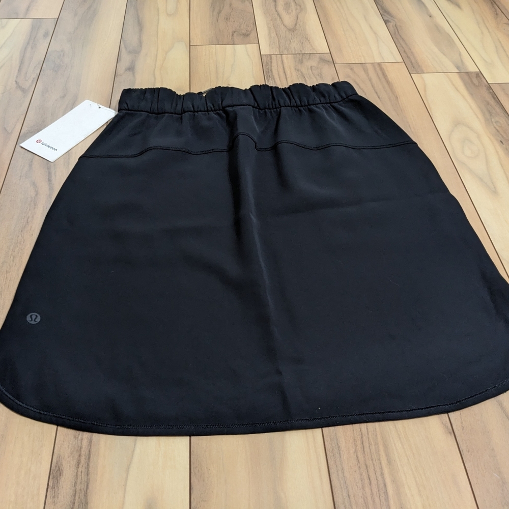 NWT! Lululemon On The Fly Skirt In Black Size 8 - Picture 13 of 15